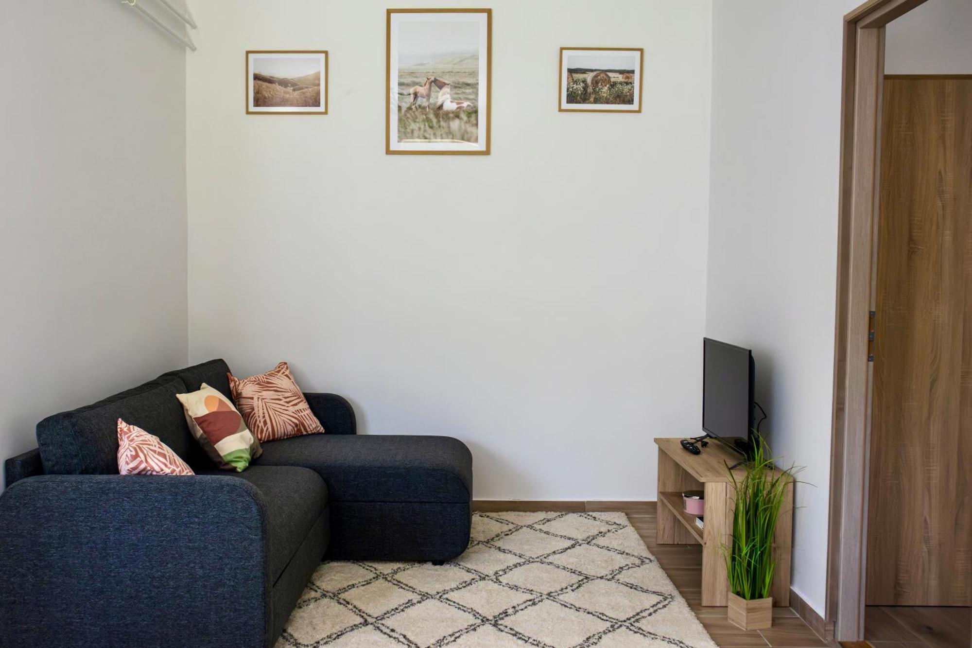 Izisz Apartman Matraterenye エクステリア 写真